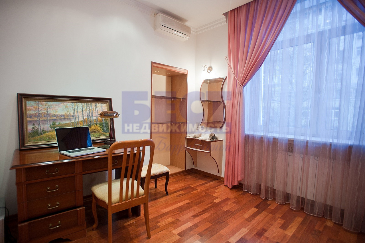 москва, ул. квартира земляной вал. 27, стр. 1. земляной вал 52/16.