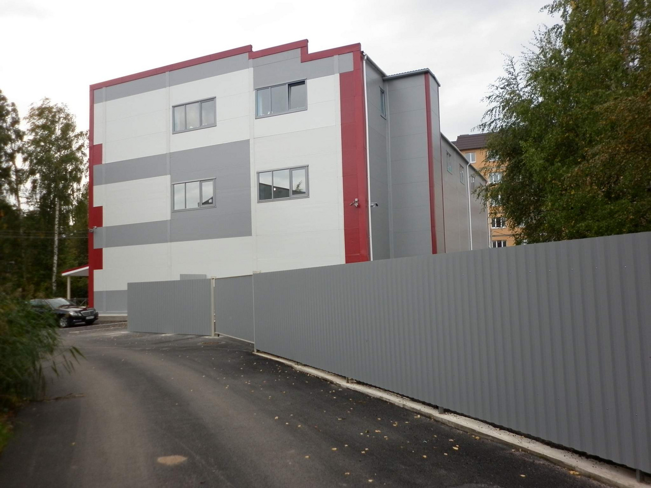 Купить помещение в подольске. 3 интернационала 8. Христиновский 91 всеволожск. 2). Серпухов новослободская 63а.