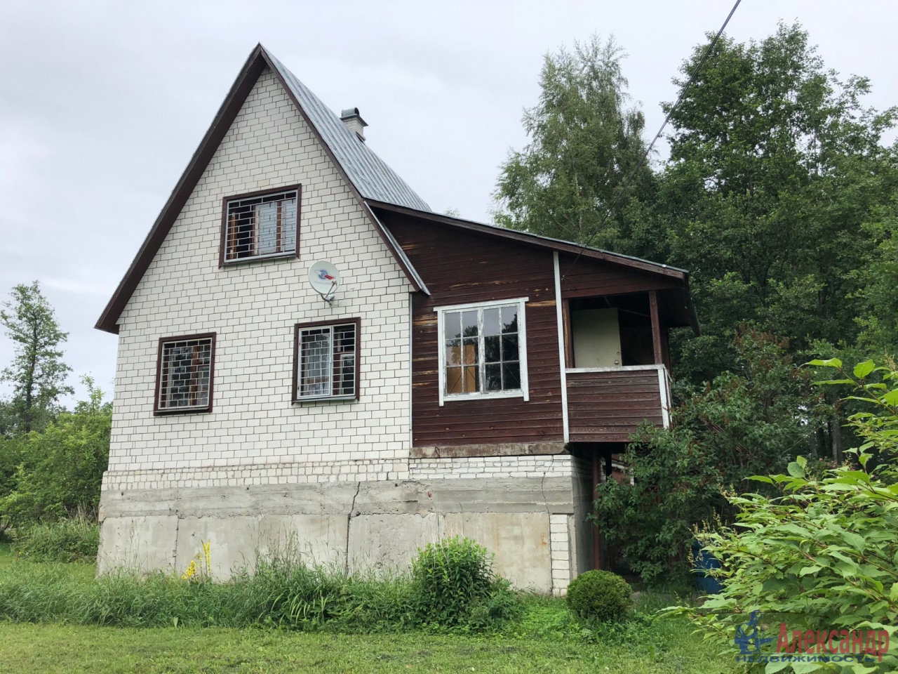 Деревня светлое ленинградская область. Петрович приозерск. Приозерск ленинградской недвижимость. Деревня кротово ленинградская область. Коттедж в городе приозерске ленинградская область.