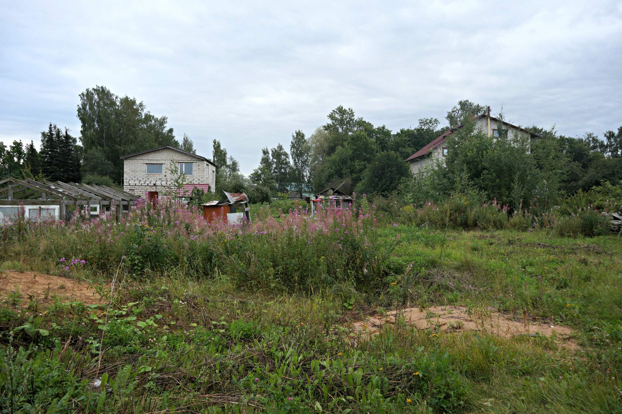 27 17 в д. Аннино Ломоносовский район. Аннино Садовая 18. Деревня Новораспаханная д.17. Аннино Садовая 14а фото.