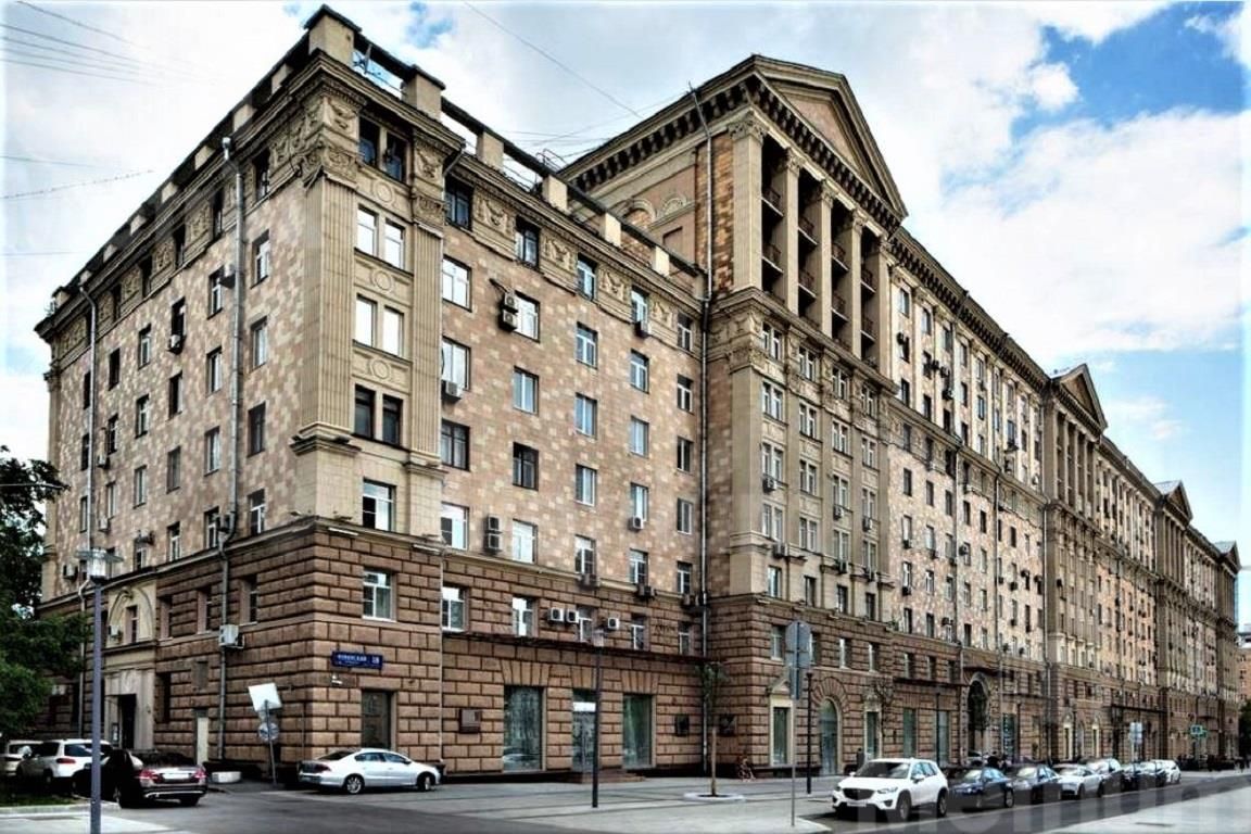 Смоленская 3 1. Новинский бульвар 18 стр 1. Г. Москва ,Новинский бульвар, д. 18, стр. 1. Новинский бульвар 18с1. Дом на Новинском бульваре 18с1.