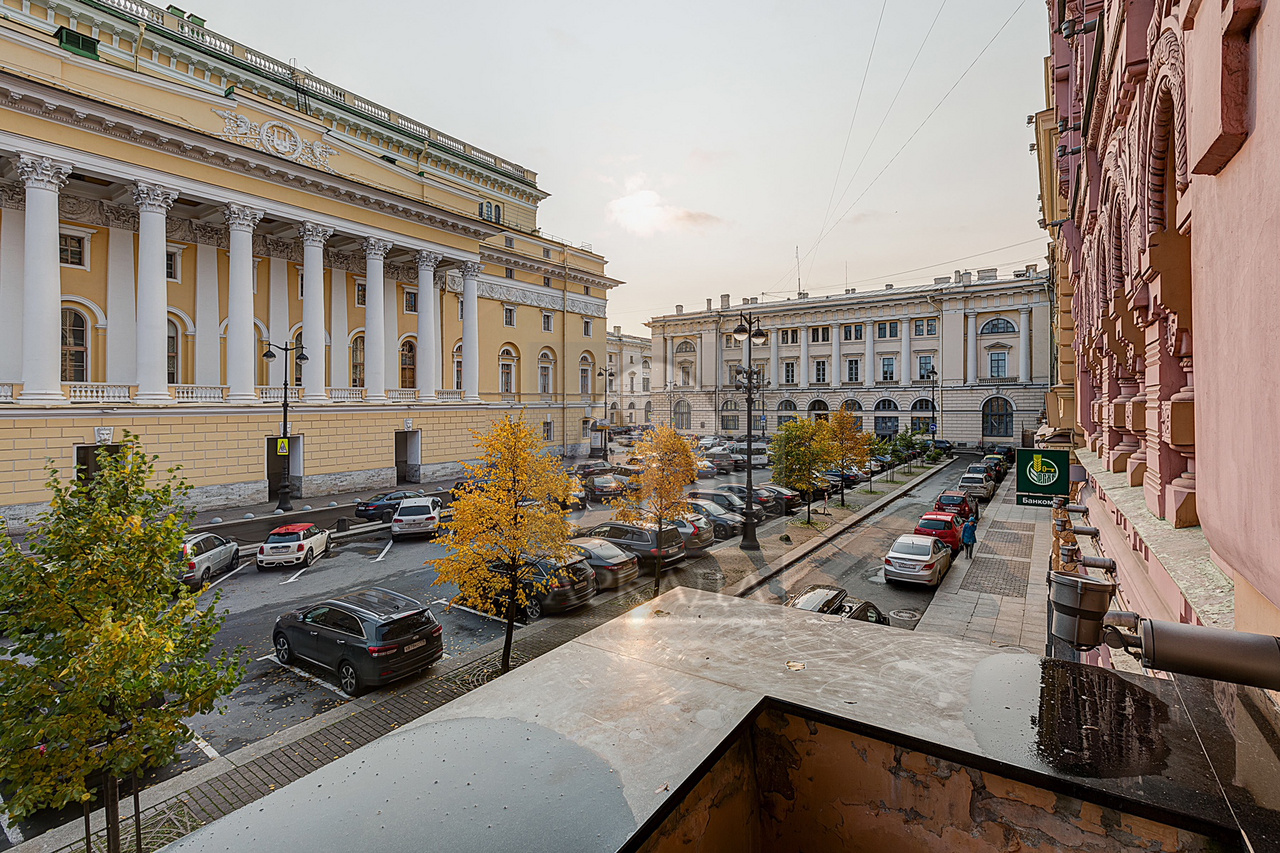 Площадь островского санкт петербург метро