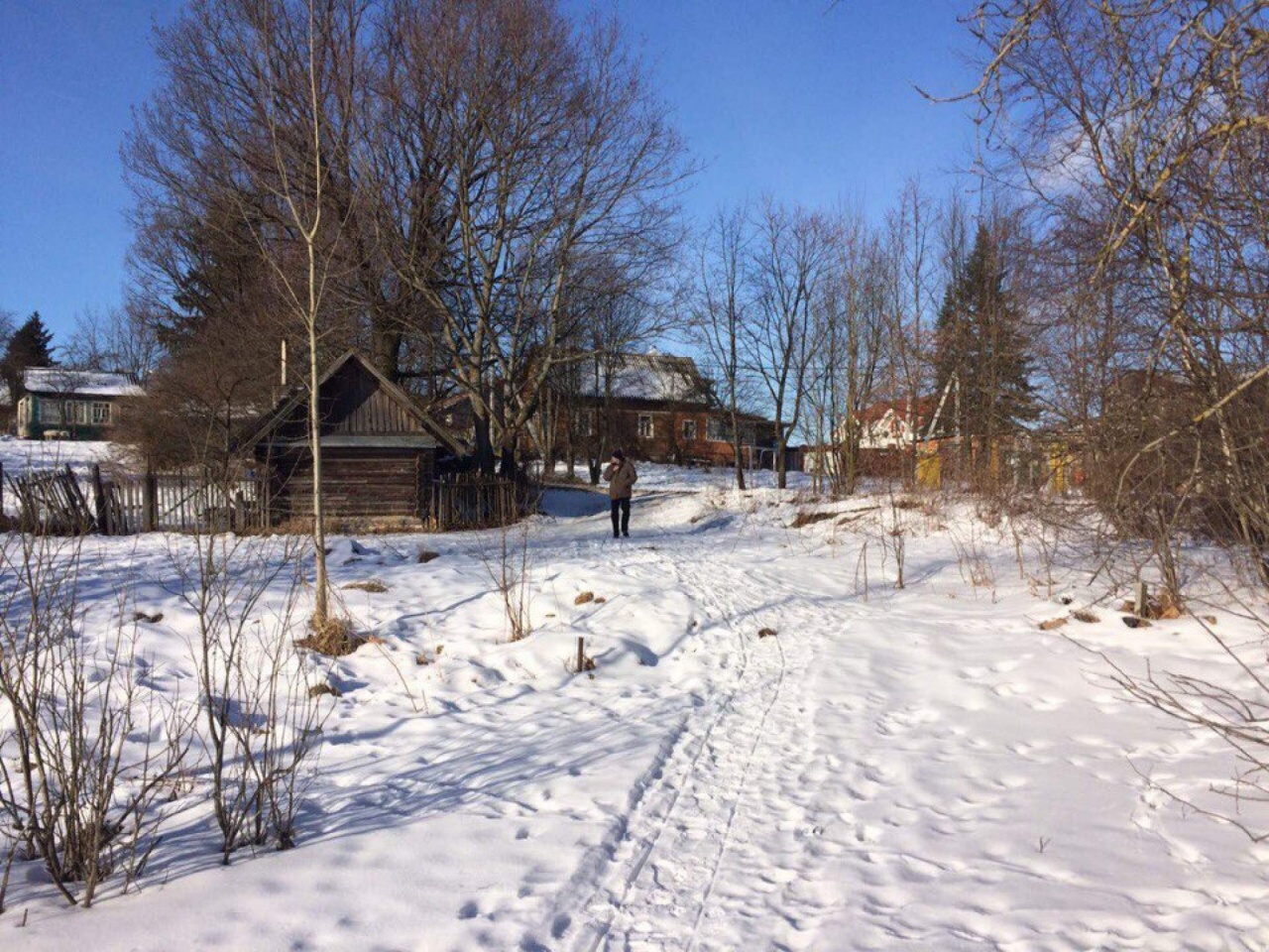 Дер озерки. Деревня озерки провинция. Село озерки карта. Дер озерки. Дикие озерки.